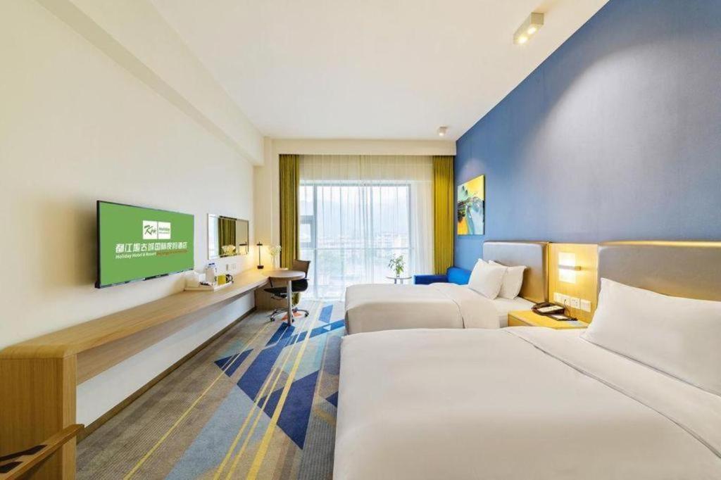 Holiday Inn Express Dujiangyan Ancient City Exterior foto
