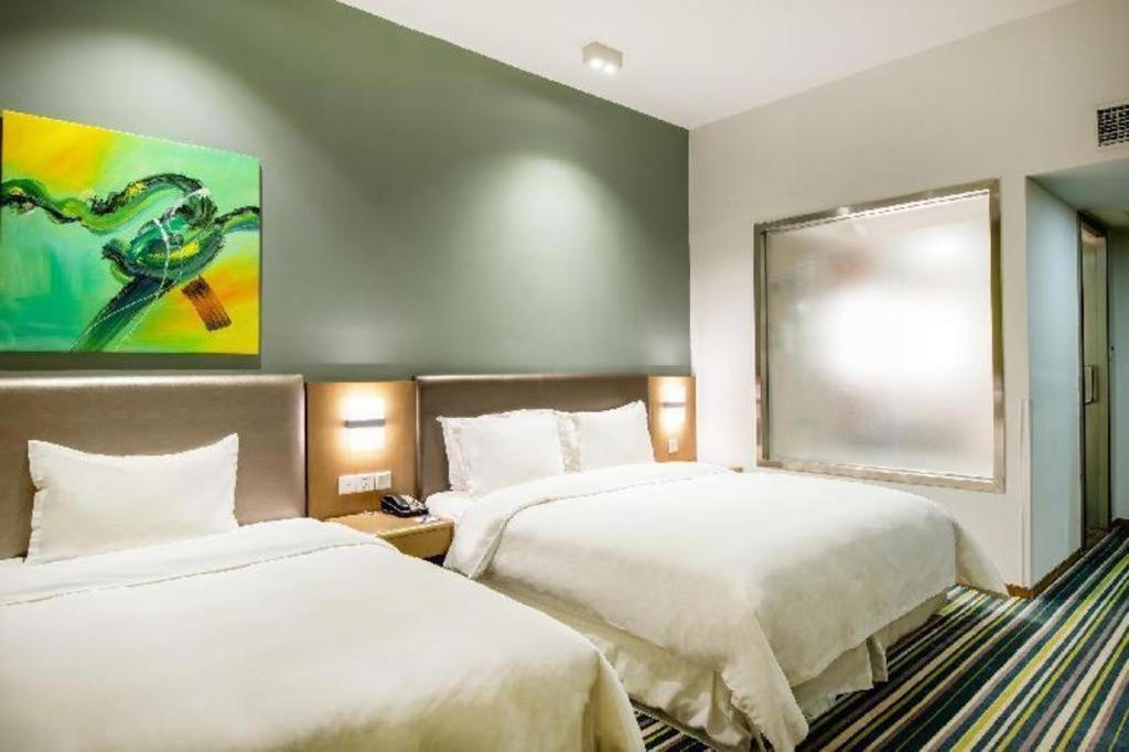 Holiday Inn Express Dujiangyan Ancient City Exterior foto