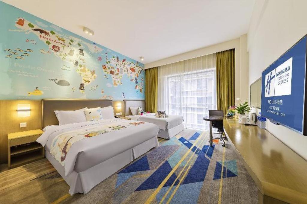 Holiday Inn Express Dujiangyan Ancient City Exterior foto