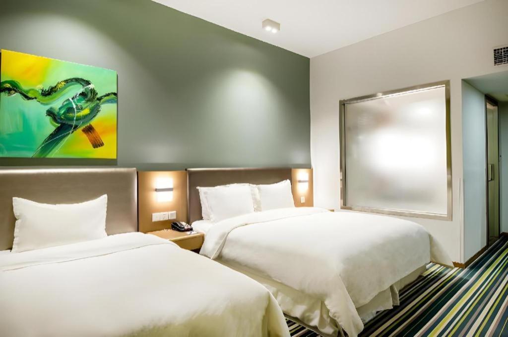 Holiday Inn Express Dujiangyan Ancient City Exterior foto