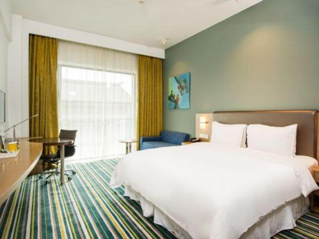 Holiday Inn Express Dujiangyan Ancient City Exterior foto